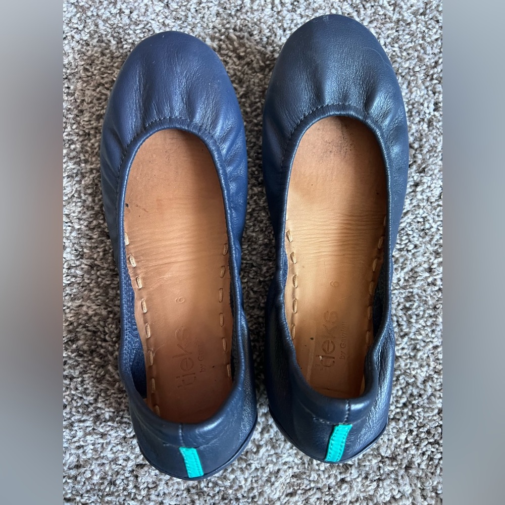 Tieks leather ballet flats size 6